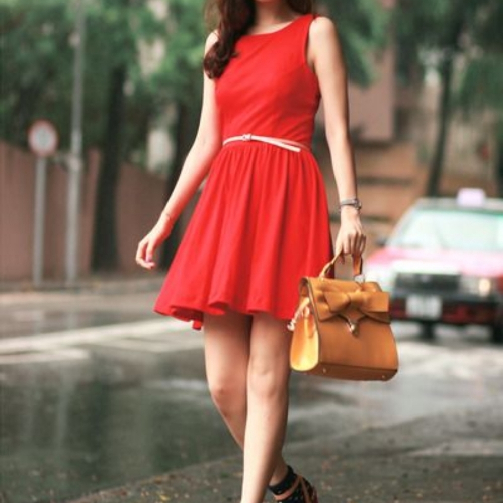 Club Couture Pleated Red Dress size 8
